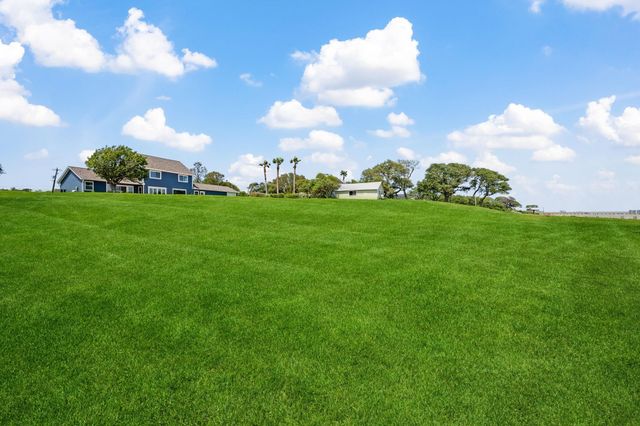 11320 Cedar Gully Road, Beach City, TX 77523