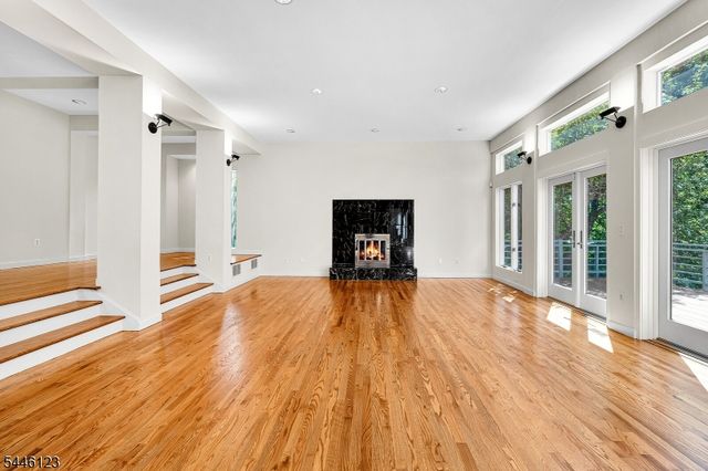 30 Ellsworth Dr, Warren Twp., NJ 07059