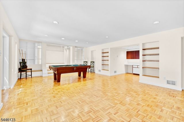 30 Ellsworth Dr, Warren Twp., NJ 07059