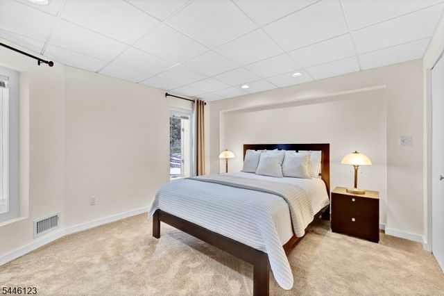30 Ellsworth Dr, Warren Twp., NJ 07059