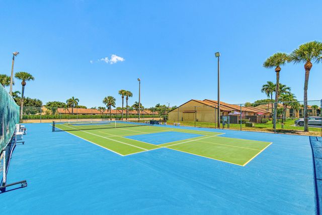 826 Sky Pine Way D1, Greenacres, FL 33415
