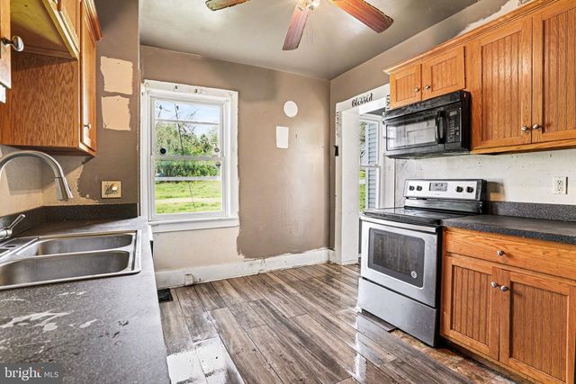 631 DUNKLE ST, Harrisburg, PA 17104
