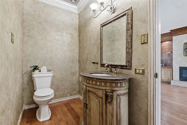 904 Bob White Street, Bryan, TX 77802