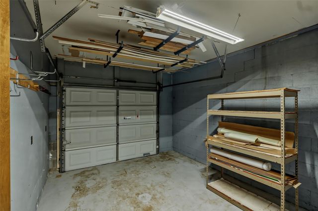 904 Bob White Street, Bryan, TX 77802