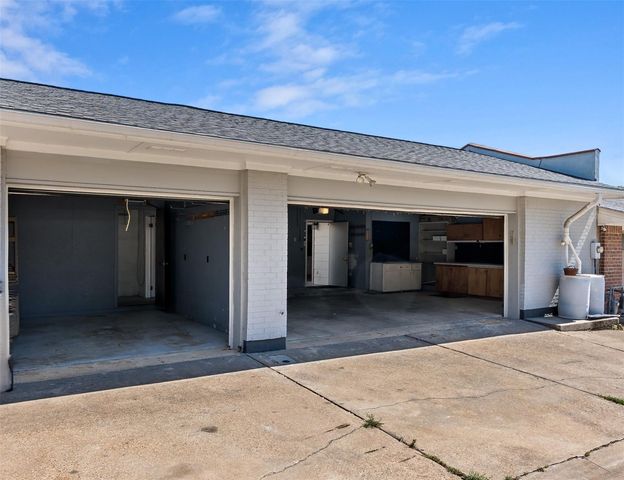 904 Bob White Street, Bryan, TX 77802