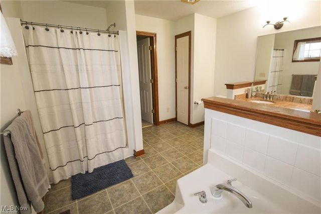 7245 Jimmie Street SW, Massillon, OH 44646