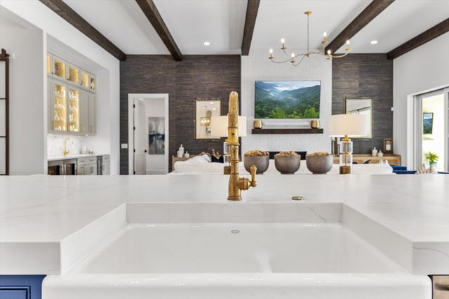 125 Cedar Ridge Ln, Crossville, TN 38555