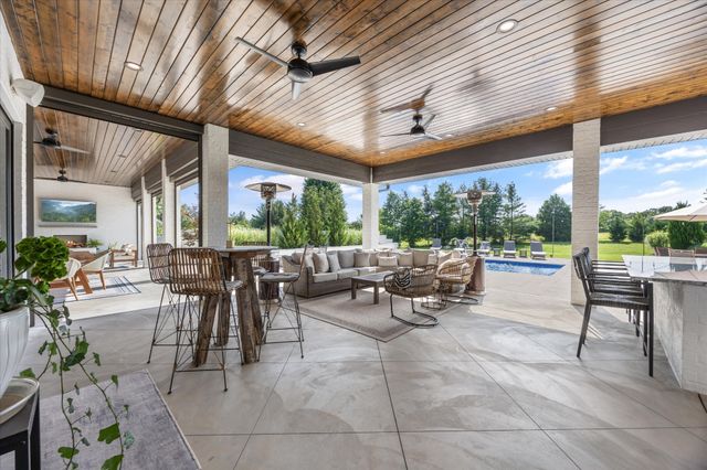 125 Cedar Ridge Ln, Crossville, TN 38555