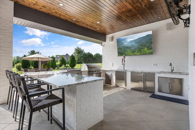 125 Cedar Ridge Ln, Crossville, TN 38555