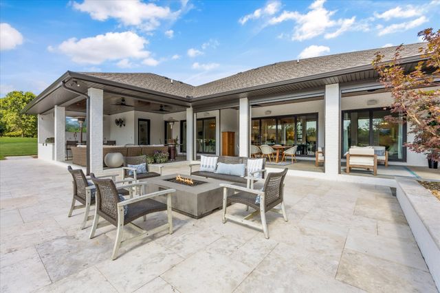 125 Cedar Ridge Ln, Crossville, TN 38555