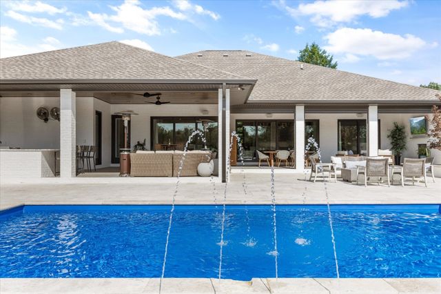 125 Cedar Ridge Ln, Crossville, TN 38555