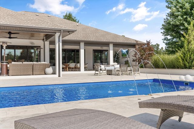 125 Cedar Ridge Ln, Crossville, TN 38555