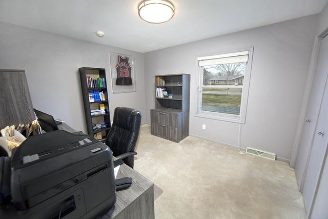12437 Emily LANE, Mequon, WI 53092