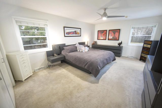 12437 Emily LANE, Mequon, WI 53092