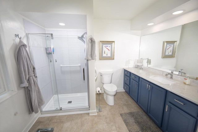 12437 Emily LANE, Mequon, WI 53092