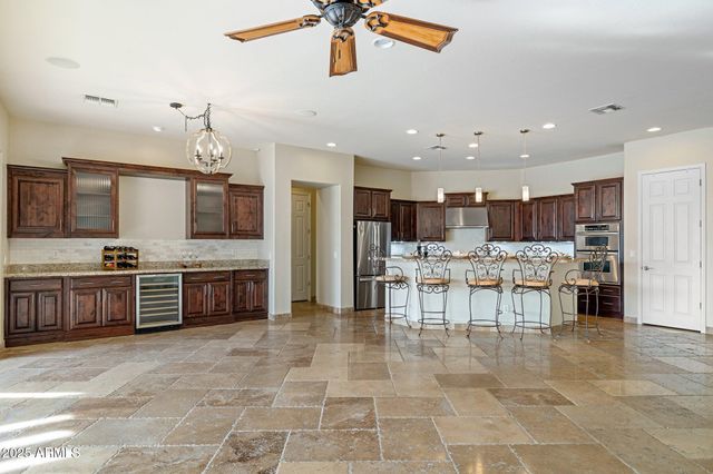 8721 E NANCE Street E, Mesa, AZ 85207