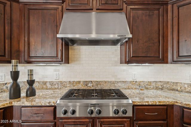 8721 E NANCE Street E, Mesa, AZ 85207