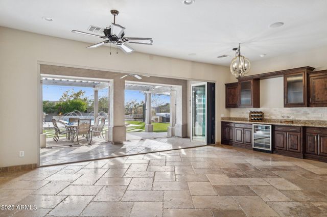 8721 E NANCE Street E, Mesa, AZ 85207