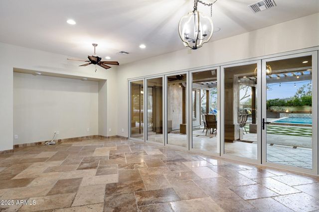 8721 E NANCE Street E, Mesa, AZ 85207