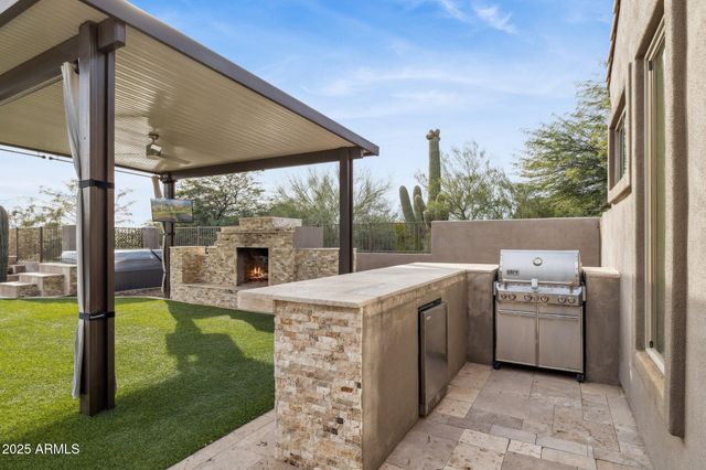 8721 E NANCE Street E, Mesa, AZ 85207