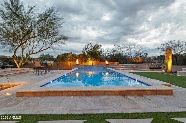 8721 E NANCE Street E, Mesa, AZ 85207