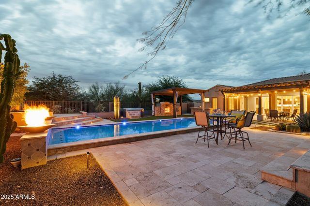 8721 E NANCE Street E, Mesa, AZ 85207