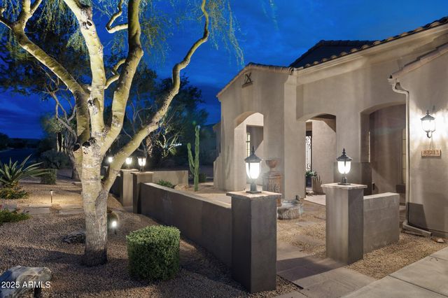 8721 E NANCE Street E, Mesa, AZ 85207