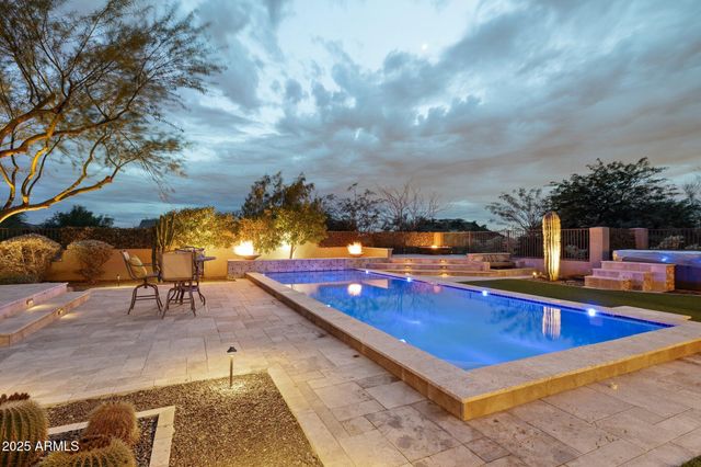 8721 E NANCE Street E, Mesa, AZ 85207