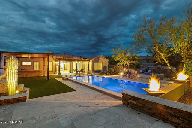 8721 E NANCE Street E, Mesa, AZ 85207