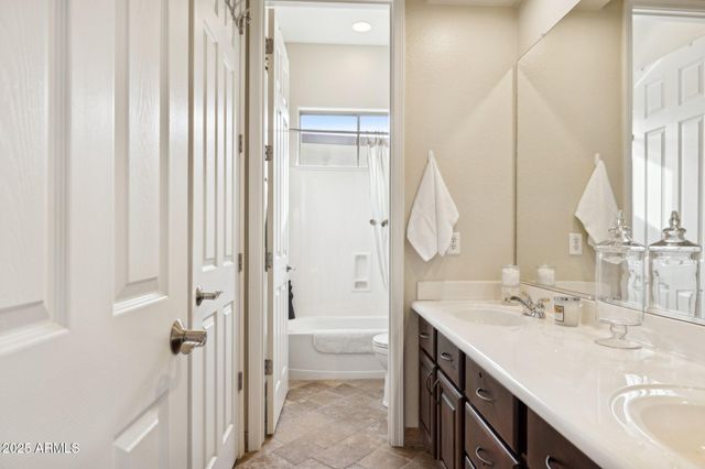 8721 E NANCE Street E, Mesa, AZ 85207