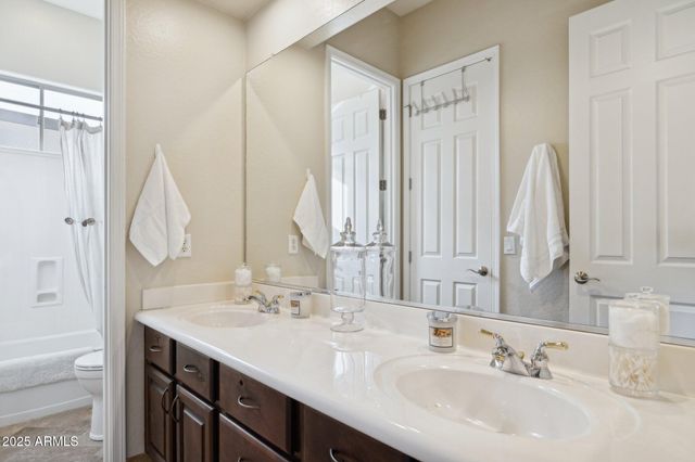 8721 E NANCE Street E, Mesa, AZ 85207