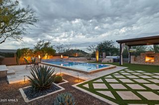 8721 E NANCE Street E, Mesa, AZ 85207