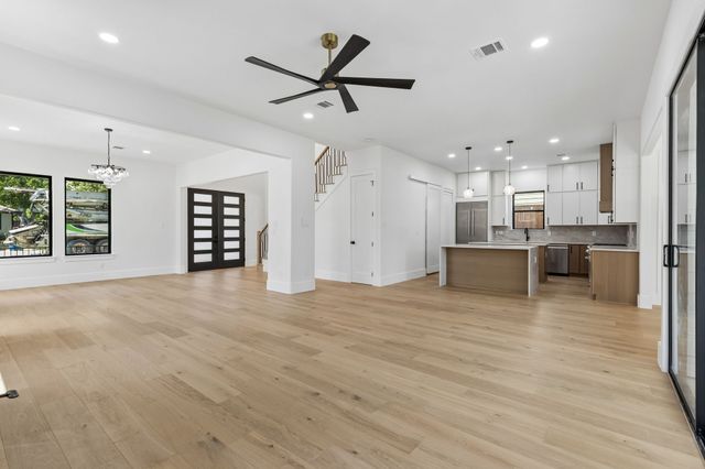9030 Diceman Drive, Dallas, TX 75218