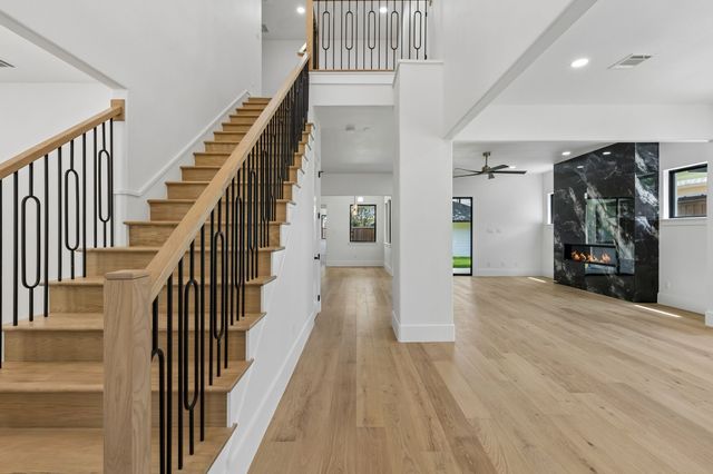 9030 Diceman Drive, Dallas, TX 75218
