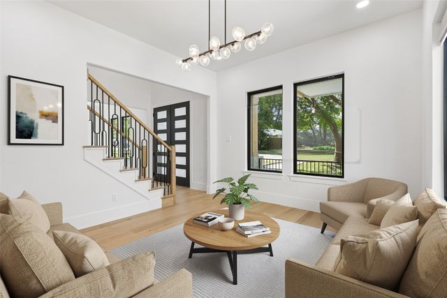 9030 Diceman Drive, Dallas, TX 75218