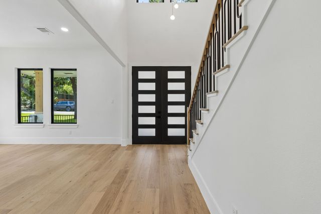 9030 Diceman Drive, Dallas, TX 75218