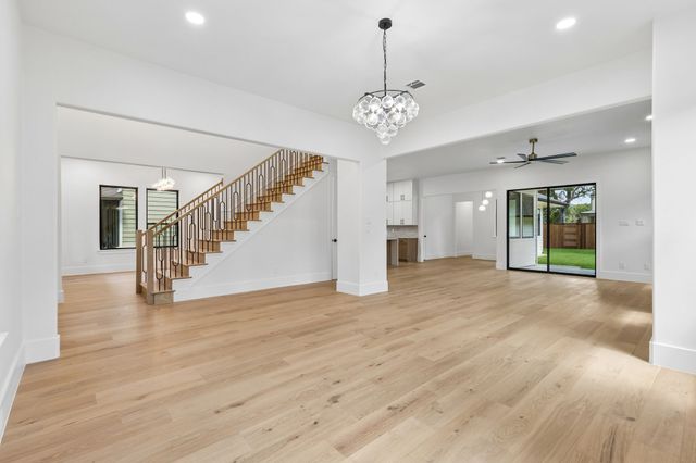 9030 Diceman Drive, Dallas, TX 75218