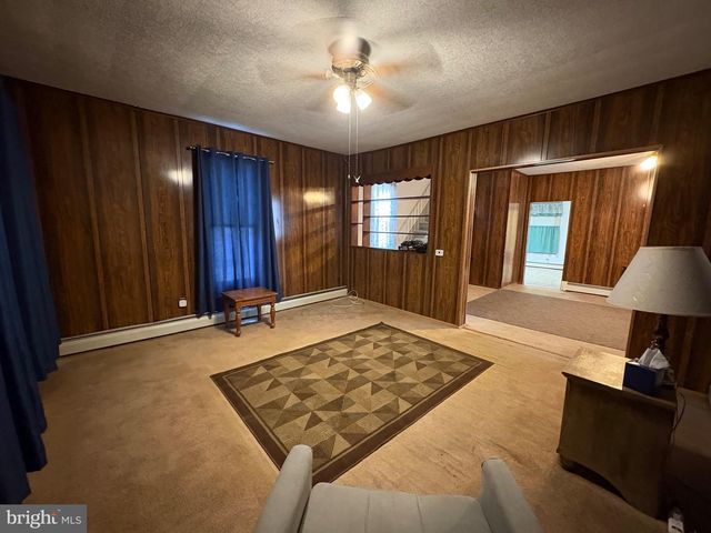 39 FRANKLIN ST, Penns Grove, NJ 08069