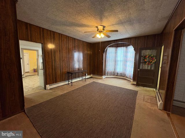 39 FRANKLIN ST, Penns Grove, NJ 08069