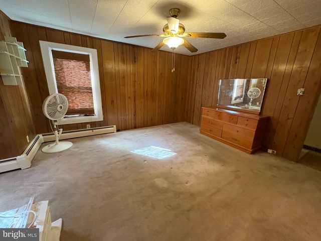 39 FRANKLIN ST, Penns Grove, NJ 08069