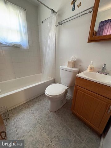 39 FRANKLIN ST, Penns Grove, NJ 08069