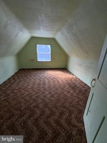 39 FRANKLIN ST, Penns Grove, NJ 08069