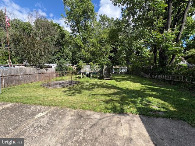 39 FRANKLIN ST, Penns Grove, NJ 08069