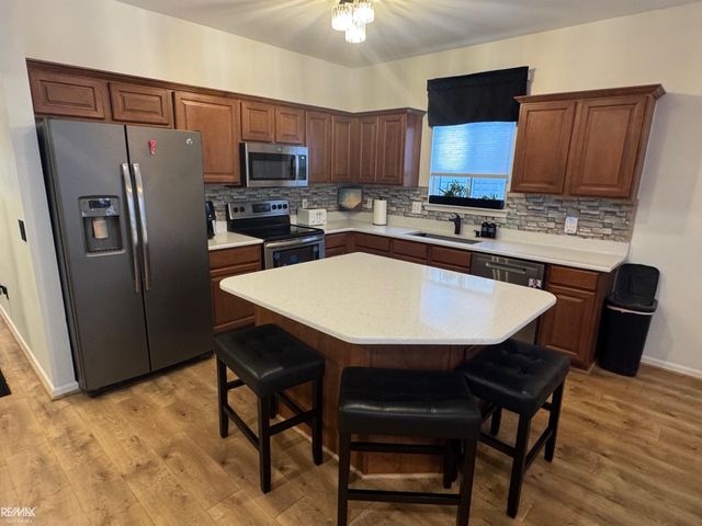 57421 River Oaks Drive, New Haven, MI 48048