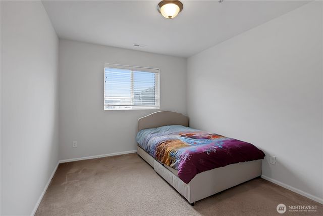 19123 E 110th Avenue Ct E, Puyallup, WA 98374