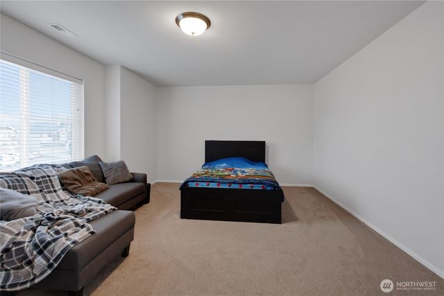 19123 E 110th Avenue Ct E, Puyallup, WA 98374