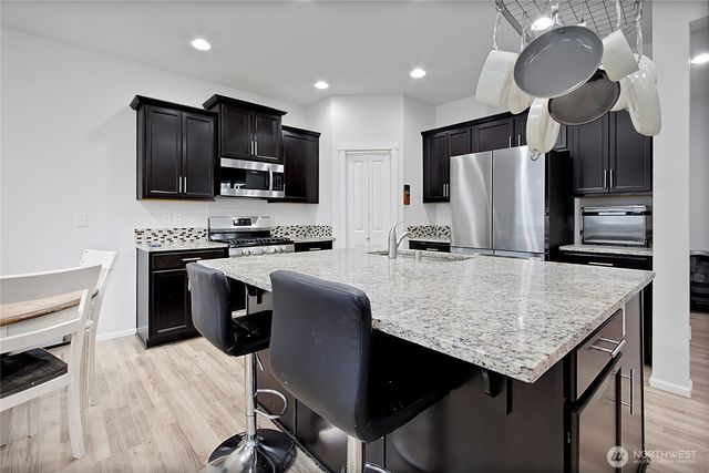 19123 E 110th Avenue Ct E, Puyallup, WA 98374