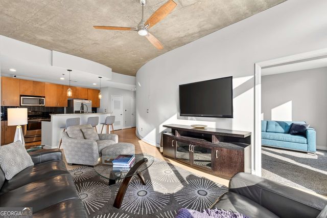 950 W Peachtree Street NW 1011, Atlanta, GA 30309