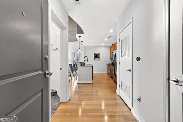 950 W Peachtree Street NW 1011, Atlanta, GA 30309