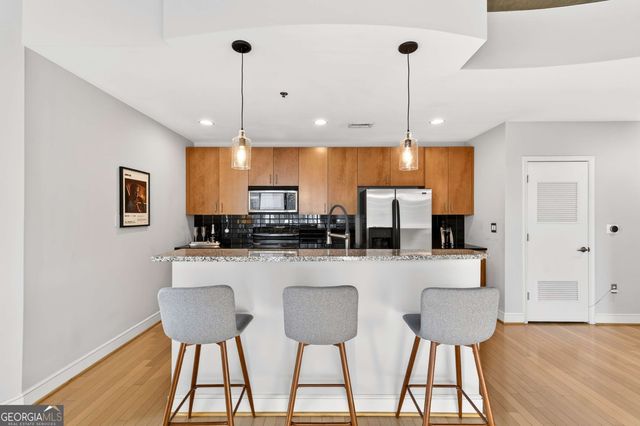 950 W Peachtree Street NW 1011, Atlanta, GA 30309